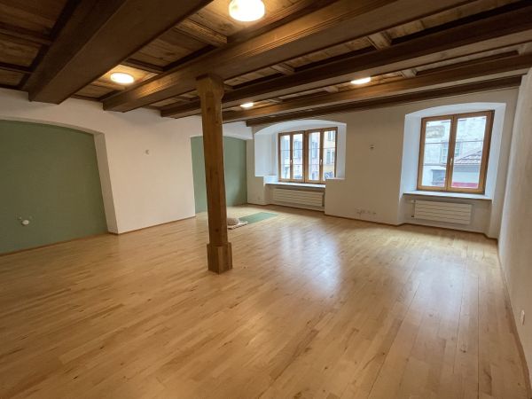 Gemütlicher Raum, 44m2 , Altstadt Chur in Chur