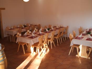 Wein-Stadel in Hallau