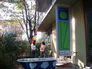Mädchen*treff PUNKT12 in Bern