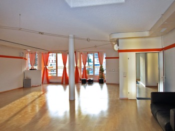 Raum für Yoga-, Fitness-oder Tanzunterricht in Zürich