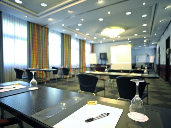 Pullman Basel Europe / Estrade 1-3 in Basel