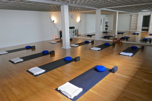 FITNESS-, TANZ- UND ENTSPANNUNGSRAUM in Rapperswil-Jona