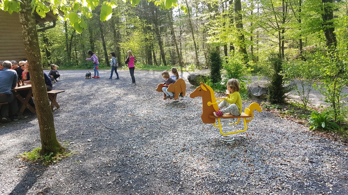 Waldhütte / Forsthaus Oberrüti, weiteres Bild