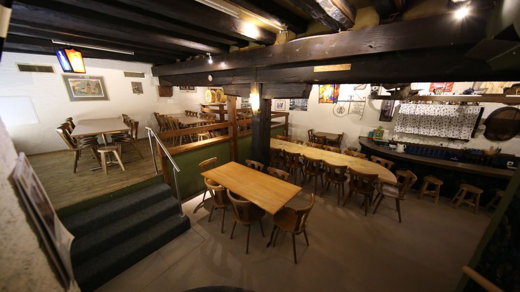 Käller 62 Clique-Käller am Spalenberg 62 Basel, weiteres Bild