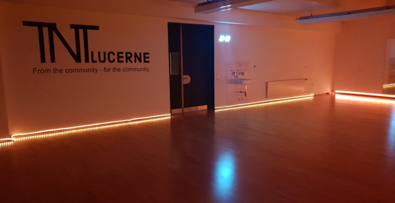 Voll ausgestattetes Sportstudio zum Vermieten, weiteres Bild