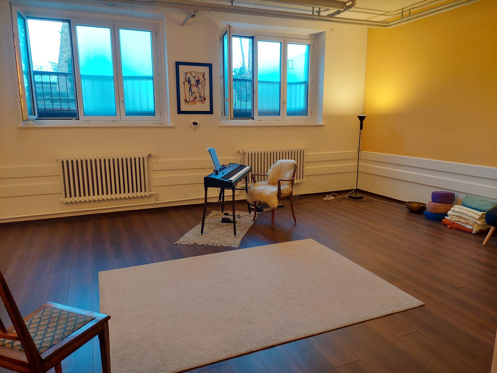 Raum zum Singen oder Körperarbeit (Yoga etc.) bei Hubertus ZH, weiteres Bild