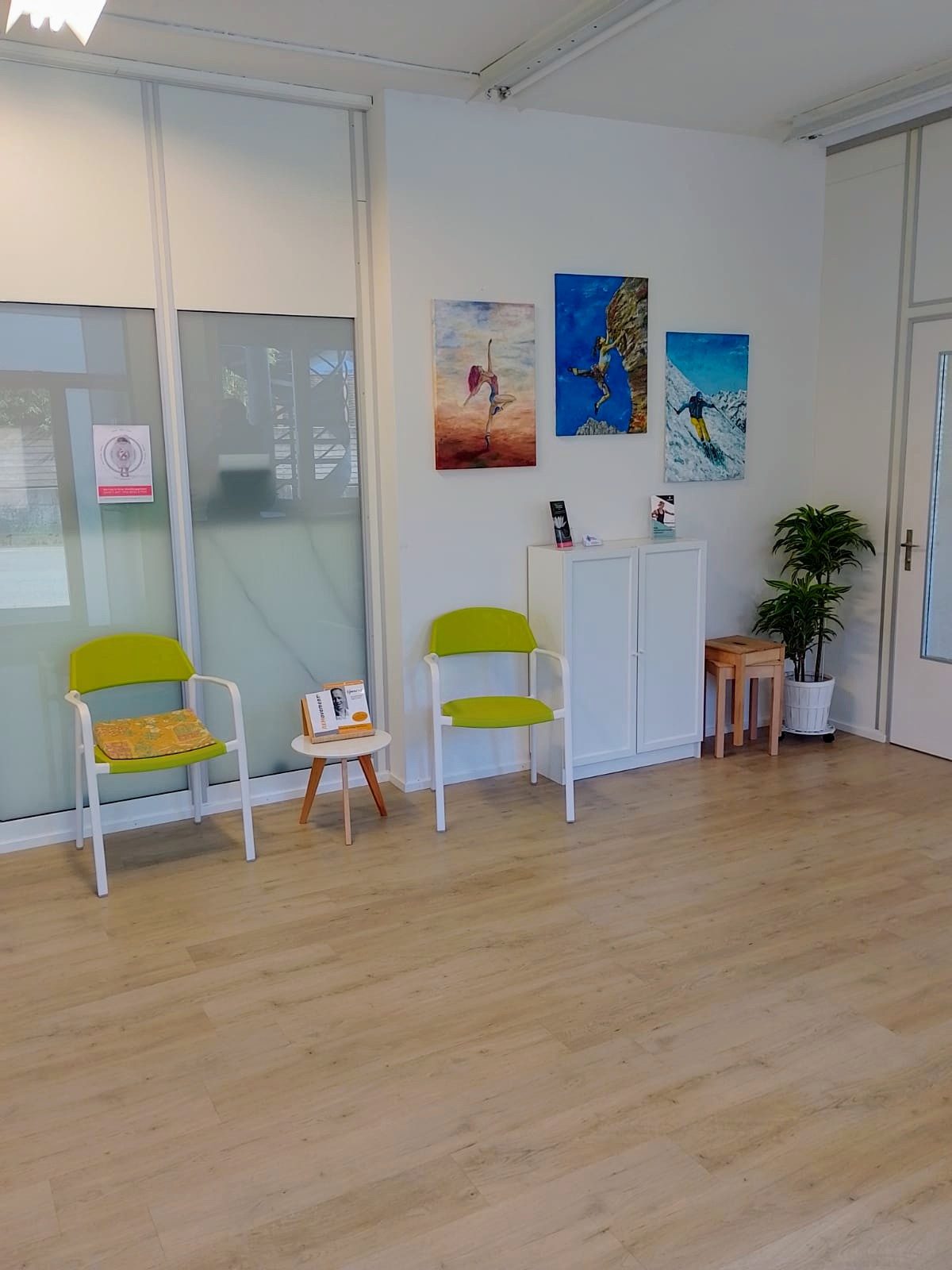 1 Kursraum & 2 Behandlungsräume für Kurse, Coaching, Beratung, Therapie und Seminare, weiteres Bild