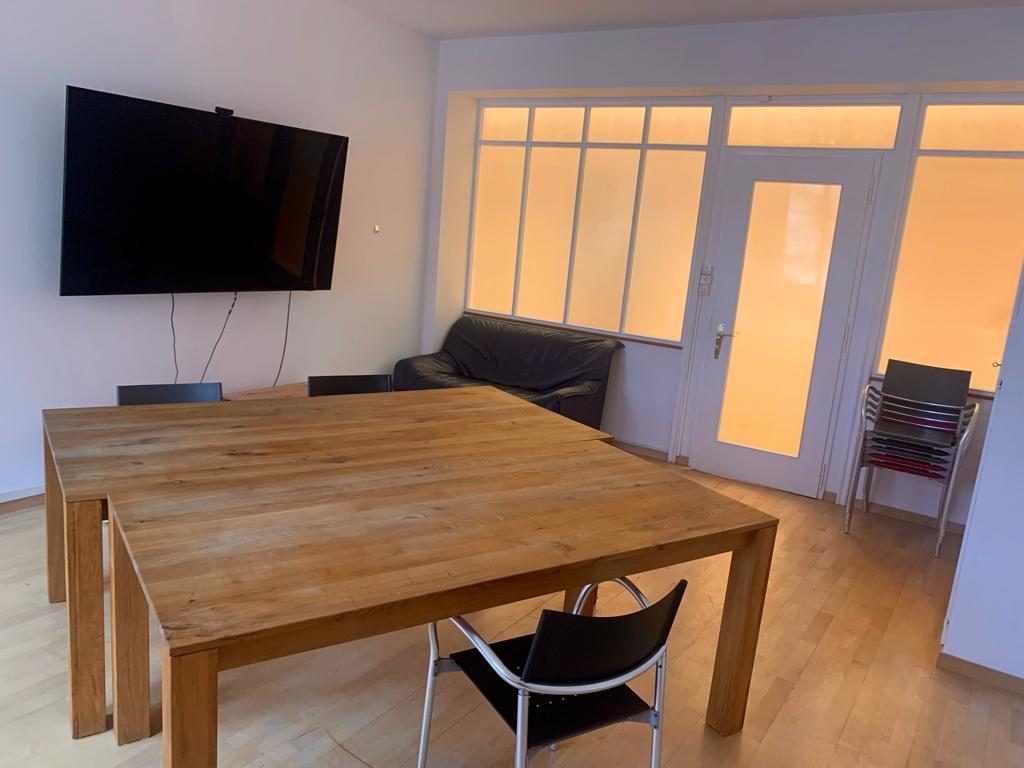 Grosses Besprechungszimmer, weiteres Bild