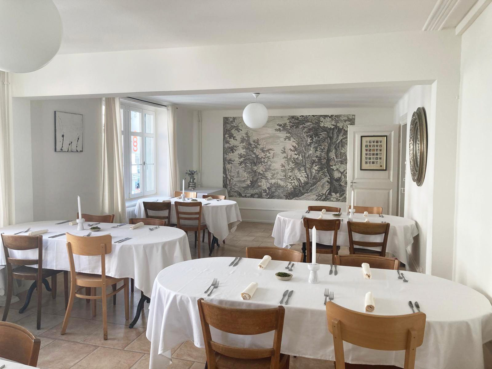 Saal Restaurant Hahn 1.OG, weiteres Bild