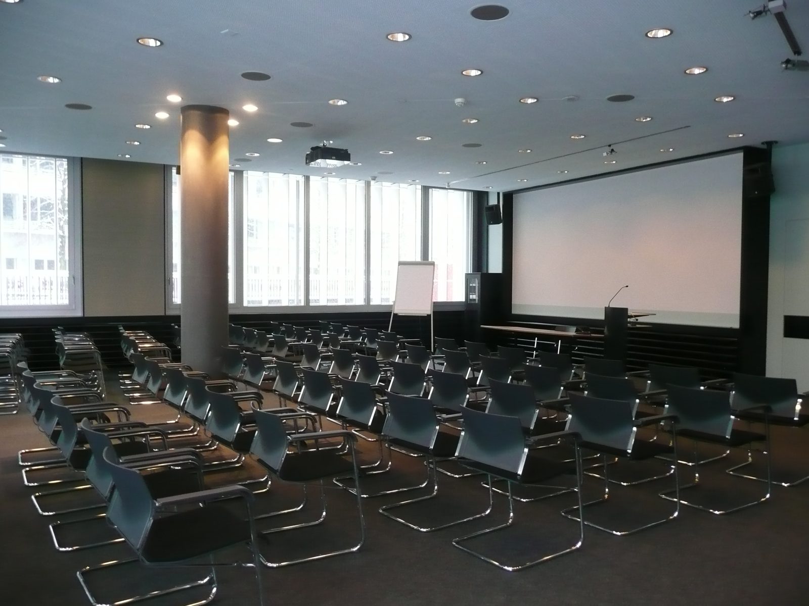 Auditorium A1 M.O.V.E - Optimal für geschäftliche Events, weiteres Bild