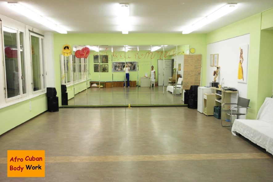 Gymnastik/Tanz-Raum ca. 60m2, Mittwoch ab 20Uhr Kreis 4, weiteres Bild