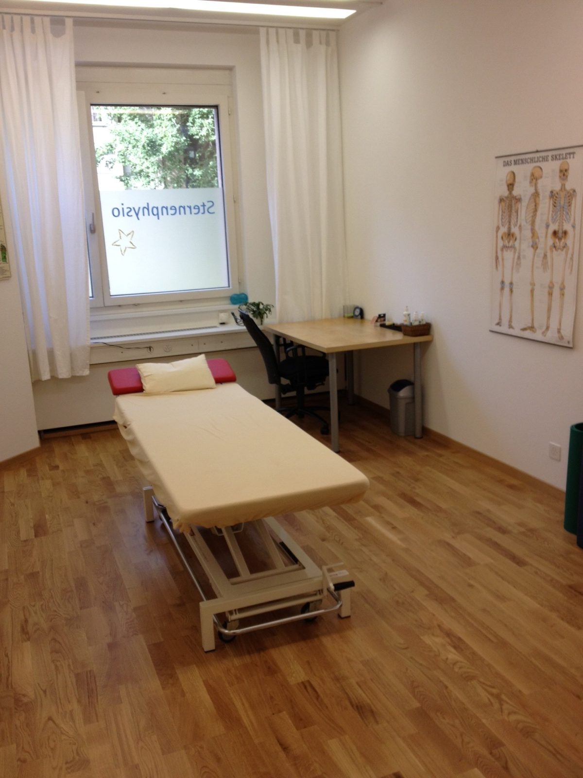 Behandlungsraum, weiteres Bild