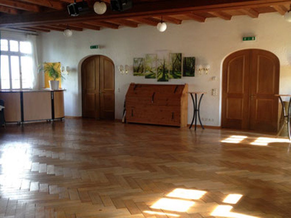grosser heller Saal, weiteres Bild