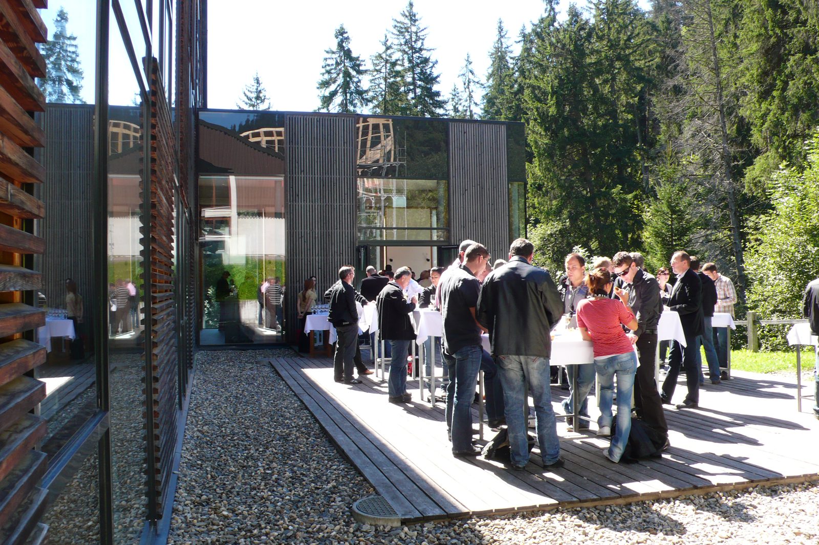 Riders Palace Club, weiteres Bild