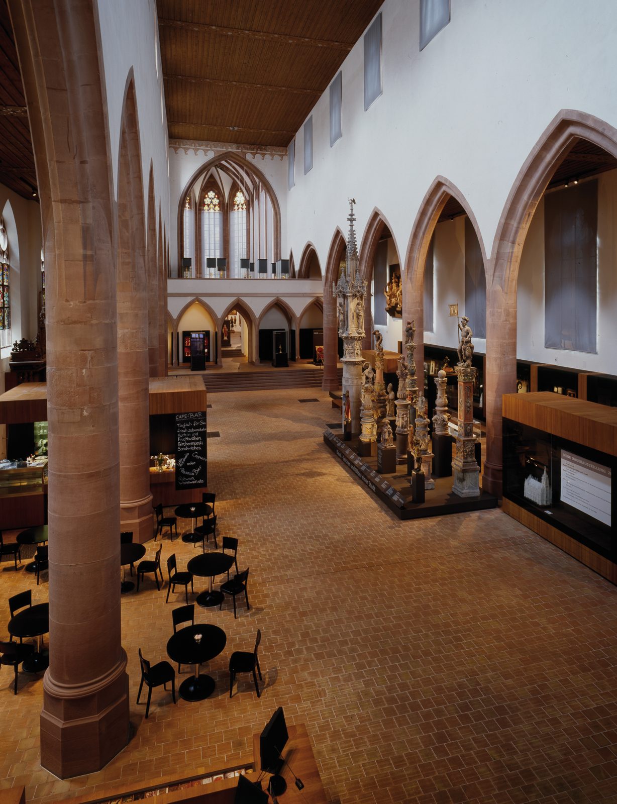 Kirchenschiff - Barfüsserkirche - Historisches Museum Basel, weiteres Bild