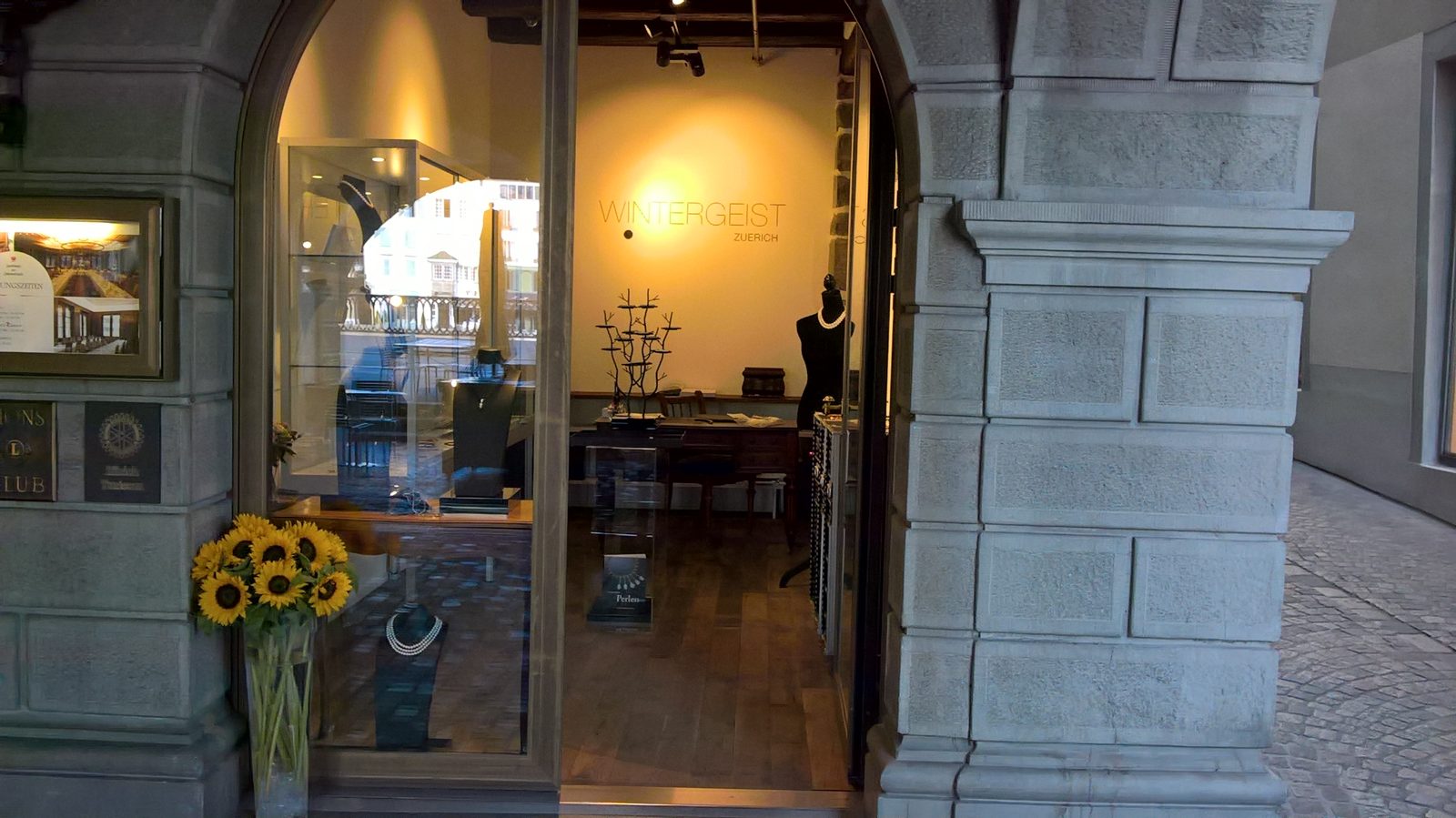 Wintergeist Schmuckstücke  Boutique, weiteres Bild