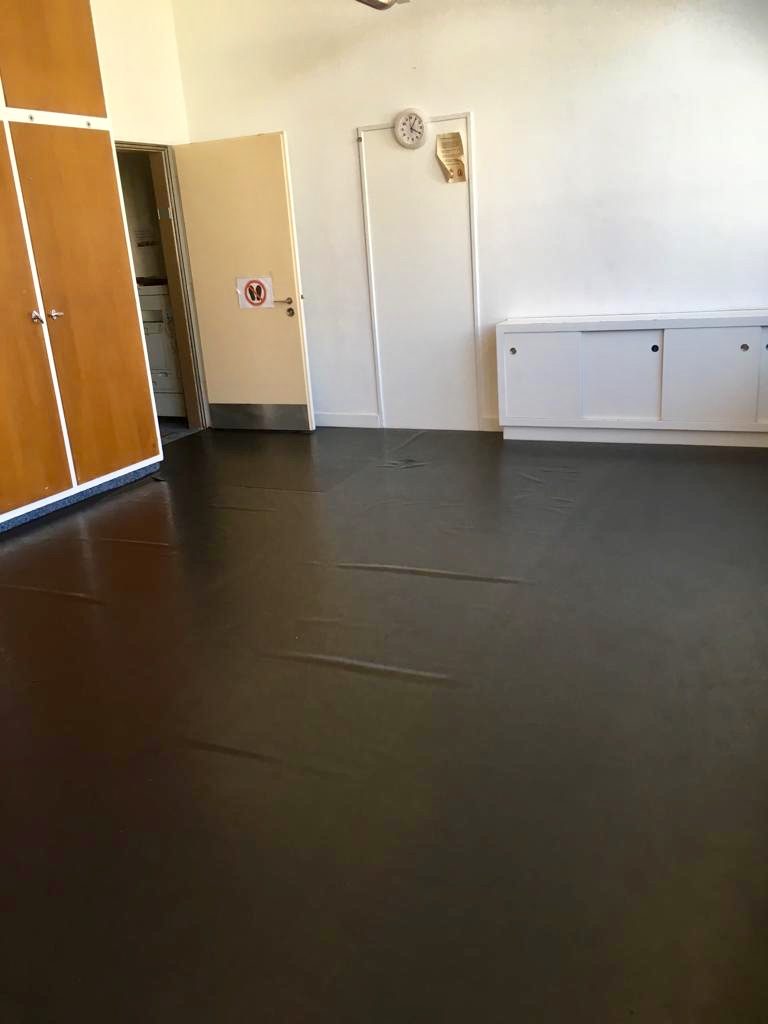 Schulzimmer, Seminarraum und Fitnessraum, weiteres Bild