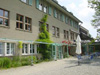 1379_03.jpg